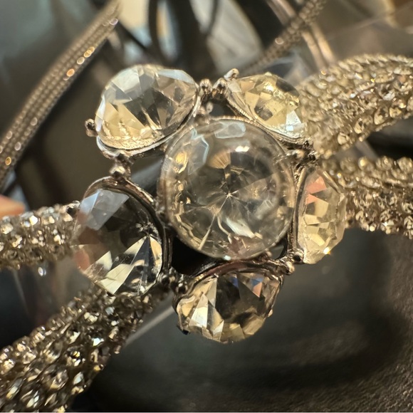 NIB Alicepub Rhinestone Strappy Chunky Heel w/Bow - Picture 10 of 16